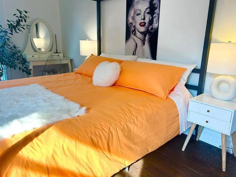 Central トロント